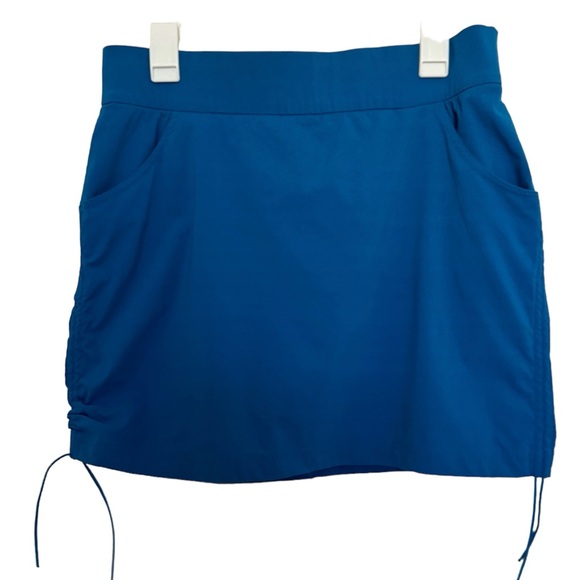 Dresses & Skirts - Columbia skirt L